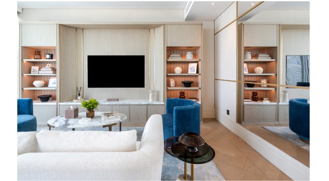 Living room with marble console and joinery